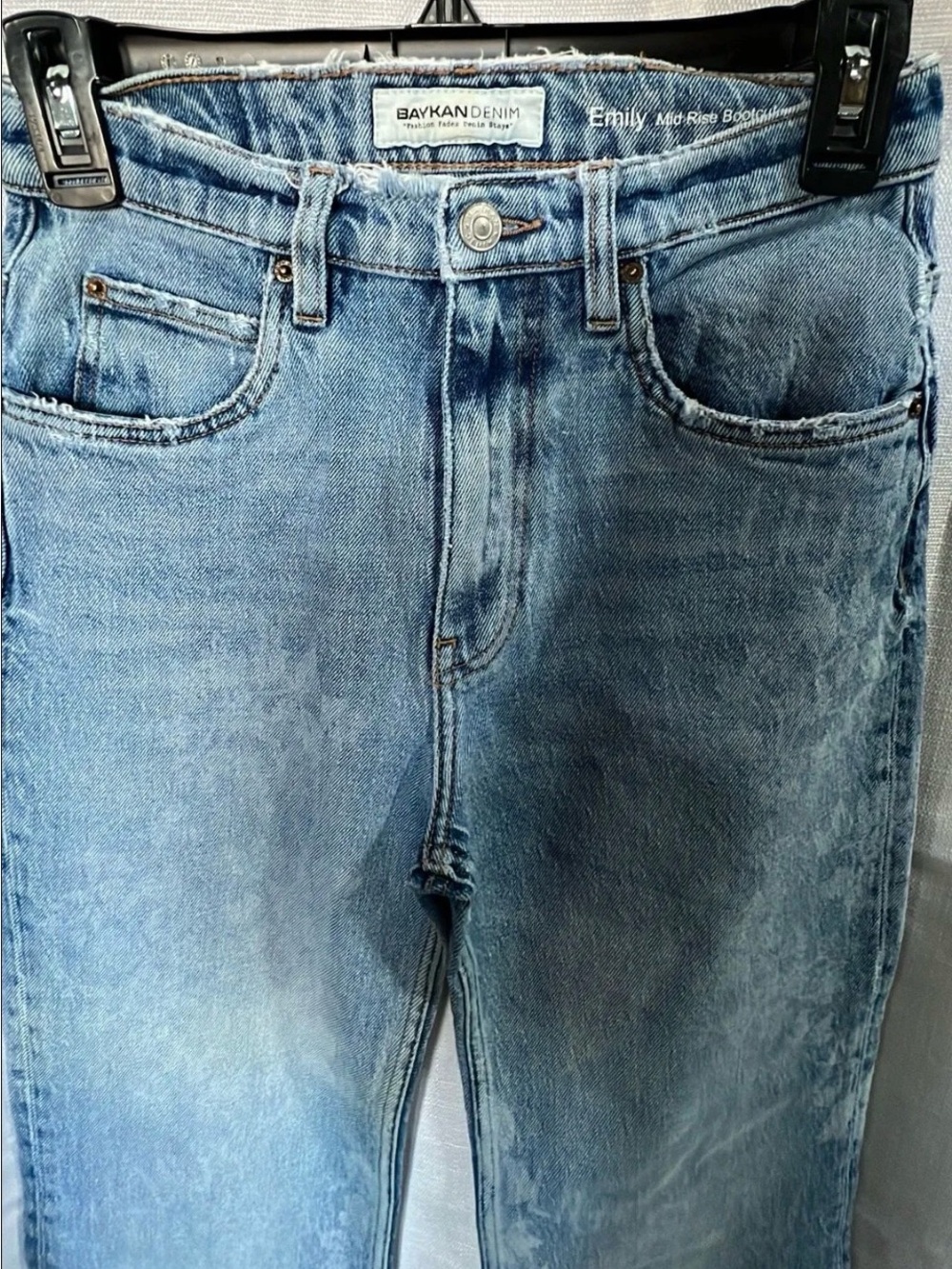 Emily Women's Straight Leg Jeans in Light Blue